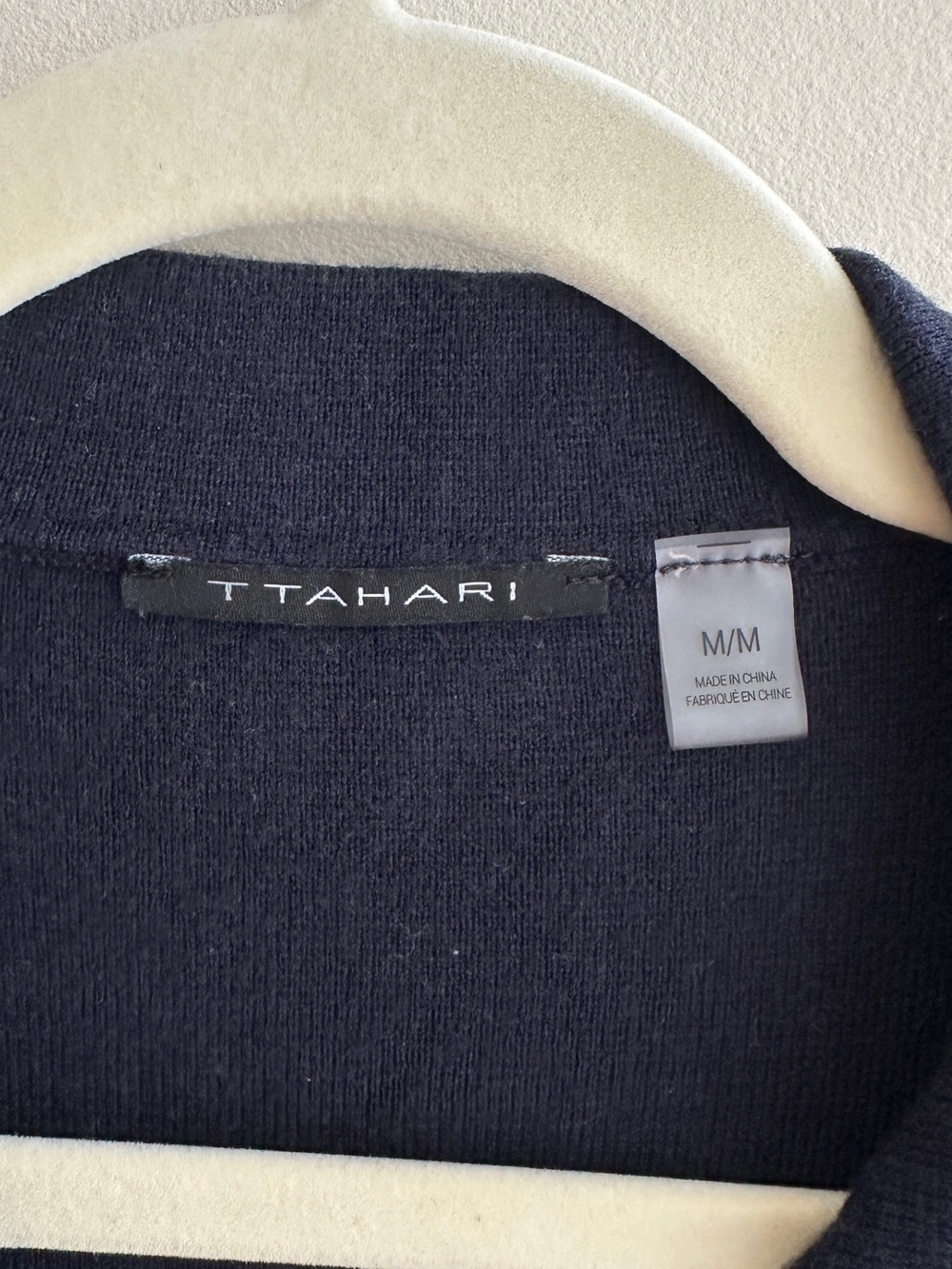 T Tahari Women’s Navy Blue Button Down Cardigan Sweater Jacket, Size Medium - Picture 8 of 16
